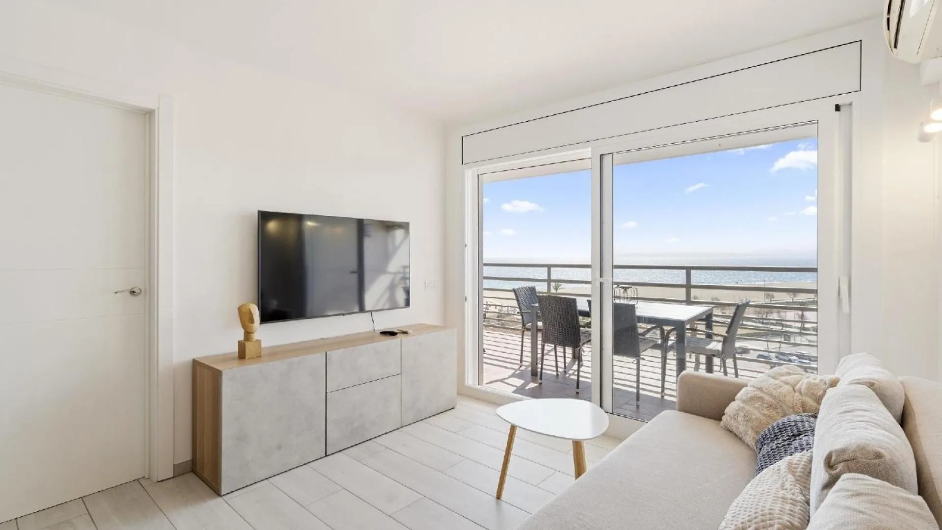 Ferienwohnung Fuer 4 Personen Ca 50 Qm In Empuriabrava, Costa Brava Golf De Roses