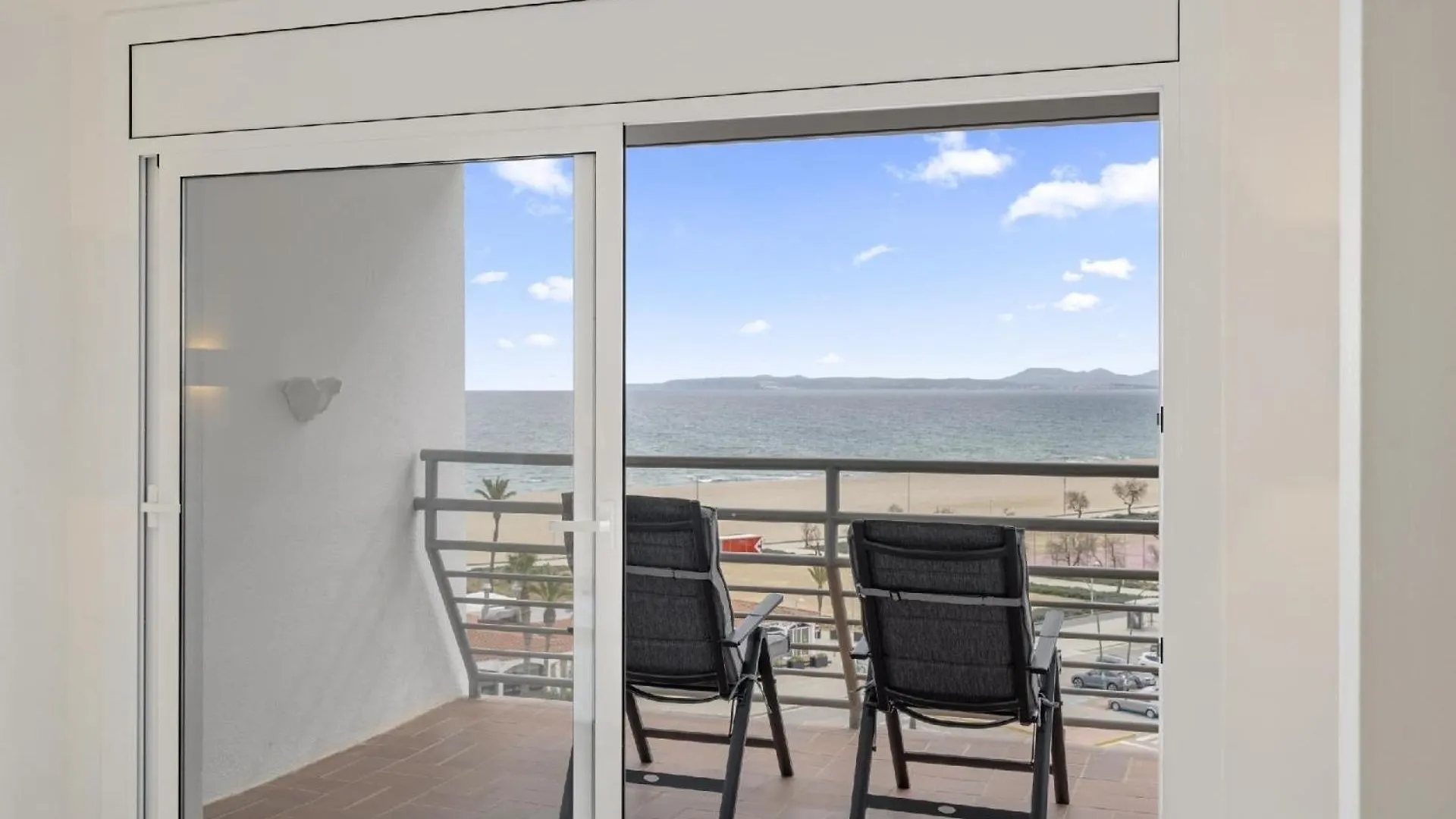 Apartment Ferienwohnung Fuer 4 Personen Ca 50 Qm In Empuriabrava, Costa Brava Golf De Roses